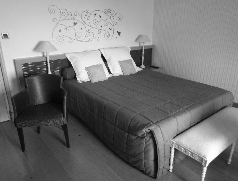 Logis Hotel Le Relais Louis XI Meung-sur-Loire Rom bilde